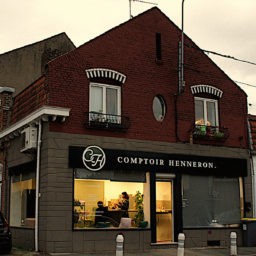 L'inauguration de Comptoir Henneron.