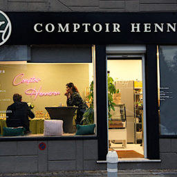 L'inauguration de Comptoir Henneron.